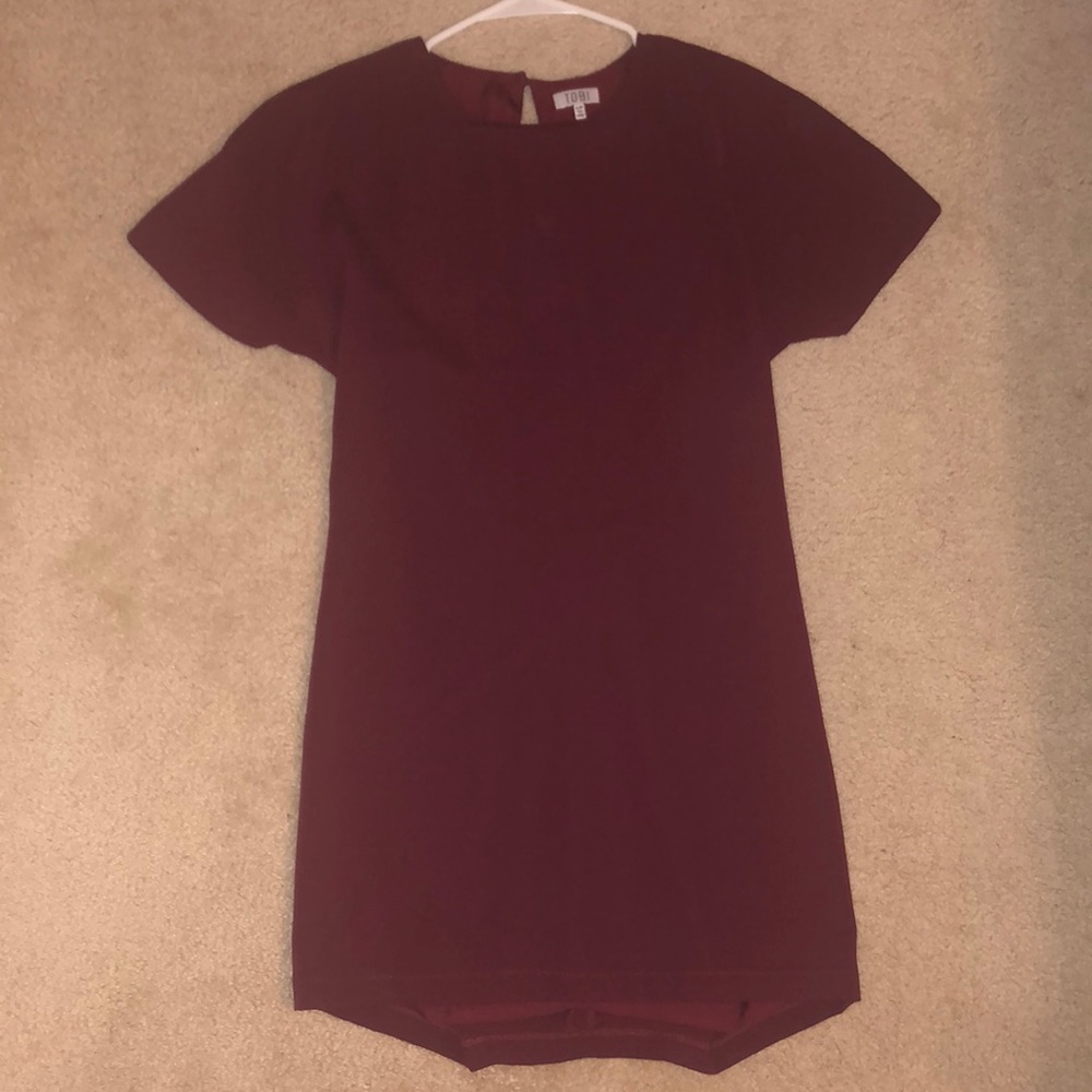 Tobi Backless Short Sleeve Dress